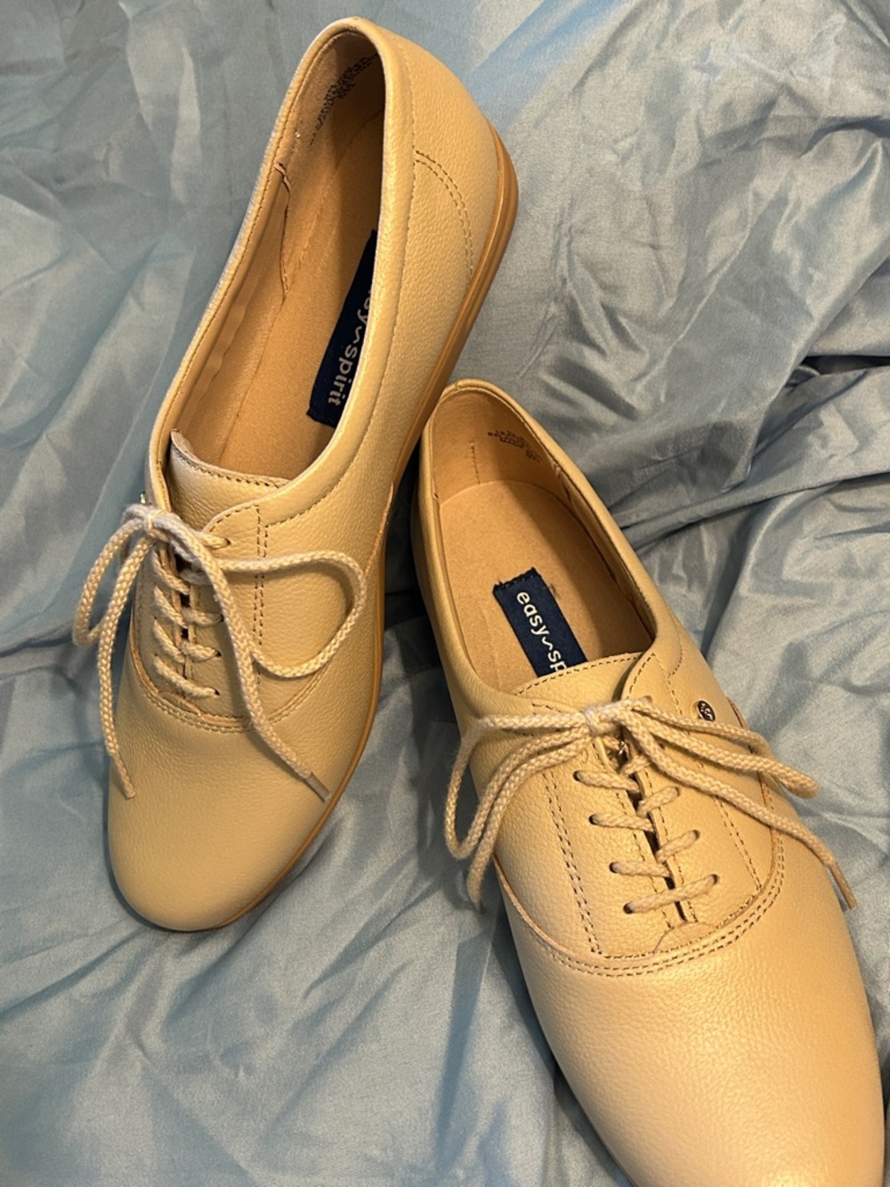 Easy Spirit Women's Beige Tan Lace-Up Casual Oxfords Leather Arch Support New 9N